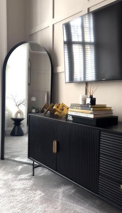 A Luxurious Wee Retreat On The Royal Mile Old Town * EDI