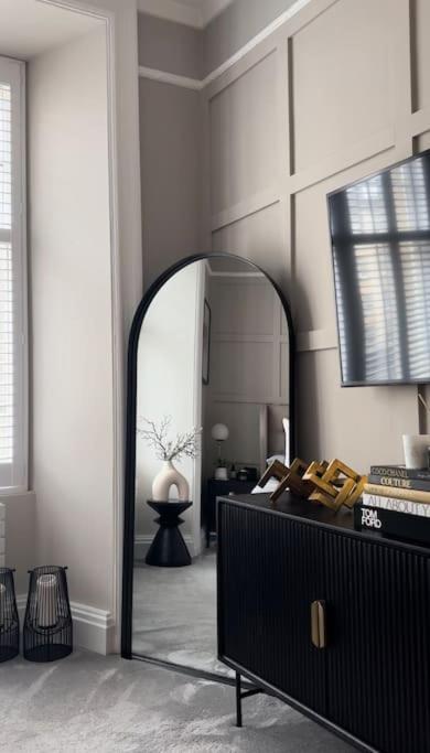 A Luxurious Wee Retreat On The Royal Mile Old Town EDI